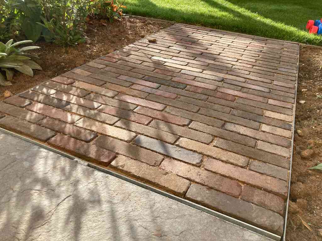 limestone and clay paver paving